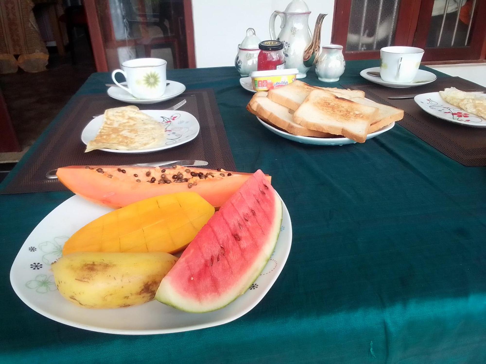 Sisi'S Place 本托塔 外观 照片